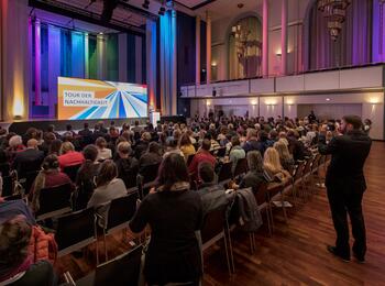 Start der Tour der Nachhaltigkeit in Mannheim