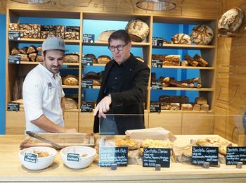 Firmenbesuch in Tans Brotboutique Bild 2