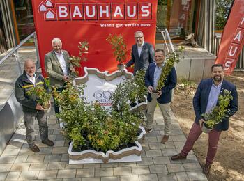 BAUHAUS Baumpflanzaktion