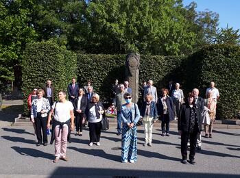 Gemeinsame Erinnerung an das Hubschrauberunglück 