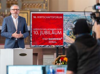 10. Wirtschaftsforum - OB Dr. Kurz