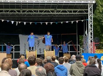 Aufführung Abschluss Sommerferienspiel Zirkus des Mannheimer Spielmobils