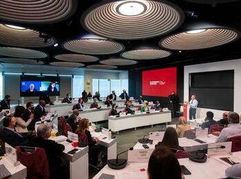 OB Dr. Peter Kurz beim Trainingsprogramm im Rahmen der Bloomberg Harvard City Leadership Initiative 