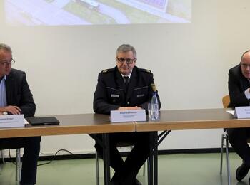 v.l.n.r.: Vereinsvorsitzender Thomas Köber, Mannheims Polizeipräsident Siegfried Kollmar und Erster Bürgermeister Christian Specht berichten über die Arbeit der Kreisverkehrswacht Mannheim e.V.