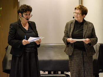 Gleichstellungsbeauftragte der Stadt Mannheim, Zahra Deilami (links), und Professorin Sylvia Schraut, Leiterin des Charta-Beirates.