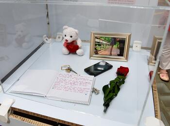 Ausstellung „Loverboys und Loverboy-Methode“ in der Zentralbibliothek der Stadt Mannheim