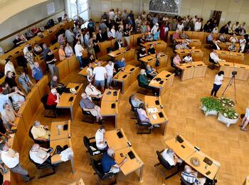 Die Wahlergebnispräsentation im Ratssaal