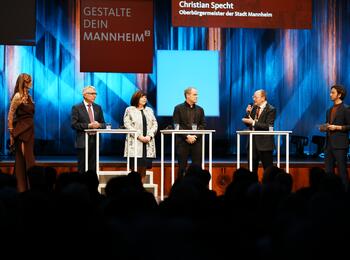 Stefan Dallinger, Vorsitzender des Verbands Region Rhein-Neckar und die Oberbürgermeister der Nachbarstädte Ludwigshafen, Heidelberg und Mannheim, Jutta Steinruck, Prof. Dr. Eckart Würzner und Christian Specht