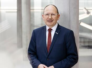 Offizielles Foto von Oberbürgermeister Christian Specht