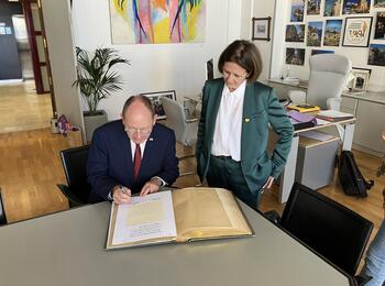 Toulonreise von OB Specht (04)