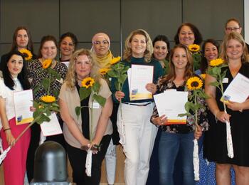 Zertifikatsübergabe Kindertagespflege 2024: Bürgermeister Dirk Grunert überreicht neuen Kindertagespflegepersonen ihre Zertifikate