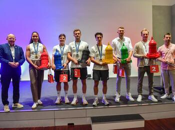 Die Mannheimer Olympioniken mit Oberbürgermeister Specht