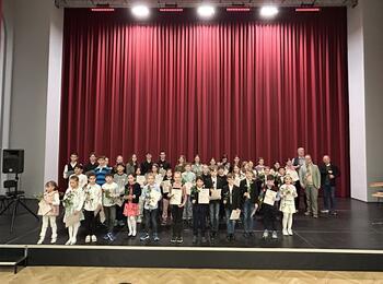 Teilnehmende des Preisträgerkonzerts 2025 in der Musikschule Mannheim