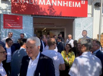 Bürgermeisterrundgang Maimarkt 2025 (01)