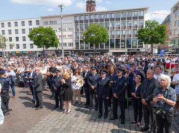Rund 1.500 Menschen gedachten Rouven Laur