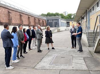 OB Specht bei der JVA Mannheim