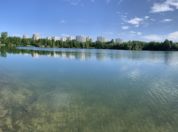 Badesee im Stadtteil Vogelstang