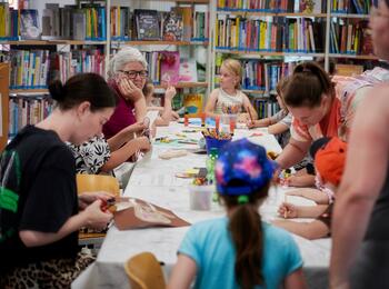 Bibliotheksfest Schönau Bastelangebot