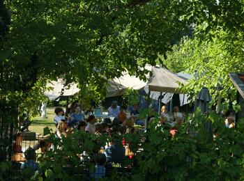 Abschlussveranstaltung im Park der Heinrich-Vetter-Stiftung in Ilvesheim