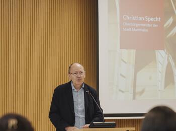 Regenbogenempfang 2026: Oberbürgermeister Christian Specht