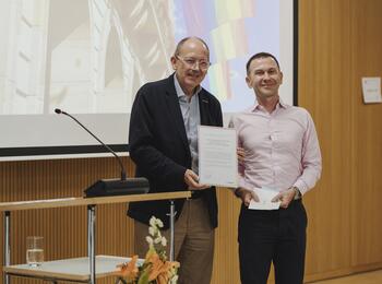 Regenbogenempfang 2026: OB Specht ehrt Robert Nessing für die Regionalgruppe Rhein-Neckar des Berufsverbands VK e. V.