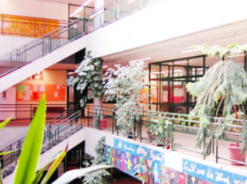 Anmietung Schulräume (z.B. Aula, Klassenraum)