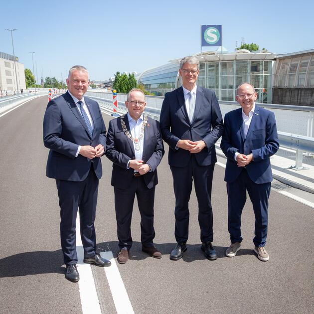 Wiedereröffnung Hochstraße Süd mit Minister und Ministerpräsident