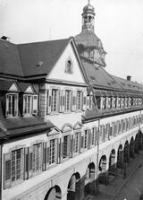 Fassaden des Quadrats N 1 in Richtung N 2