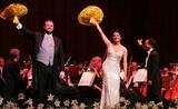 Anna Netrebko zusammen mit Luca Lambardo