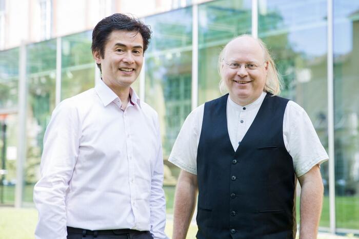 Dr. Claude W. Sui und Dr. Wilfried Rosendahl 