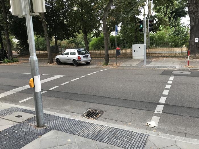 Dammstraße erhält barrierefreie Ampel