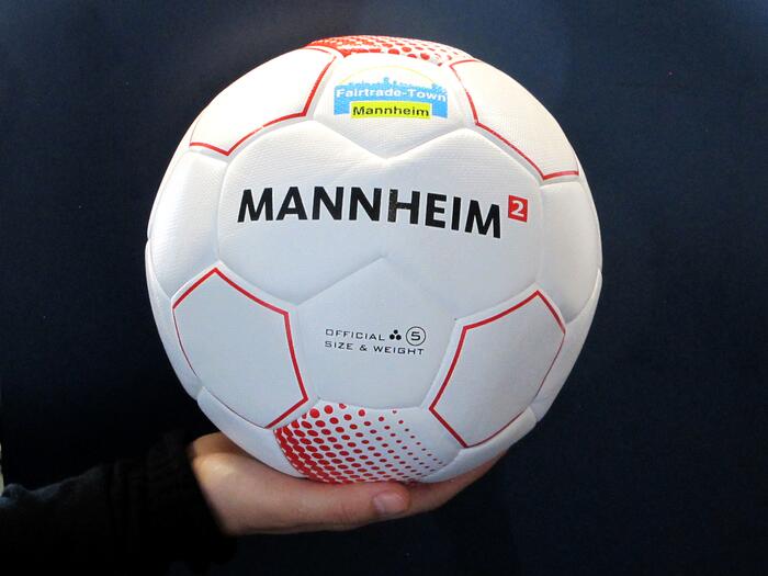 Der aus fairer Produktion stammendende Mannheimer Fußball