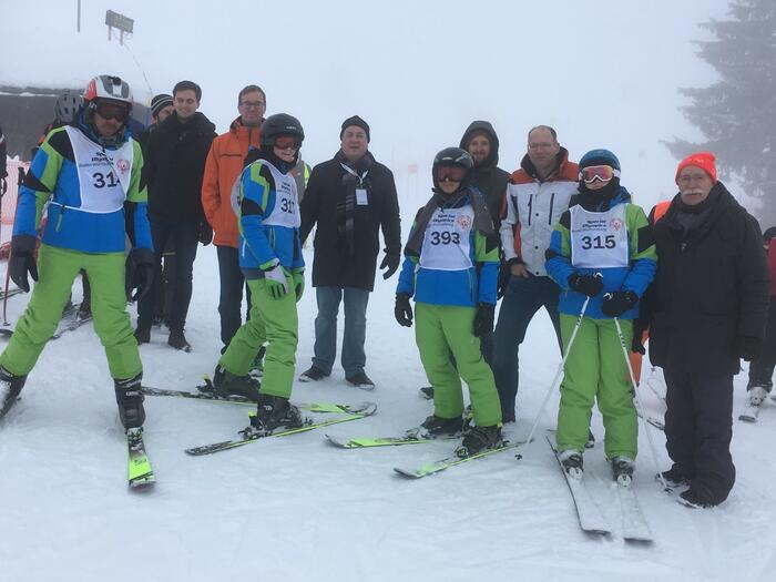 Bürgermeister Lothar Quast bei den Ski-Alpin Meisterschaften der Special Olympics