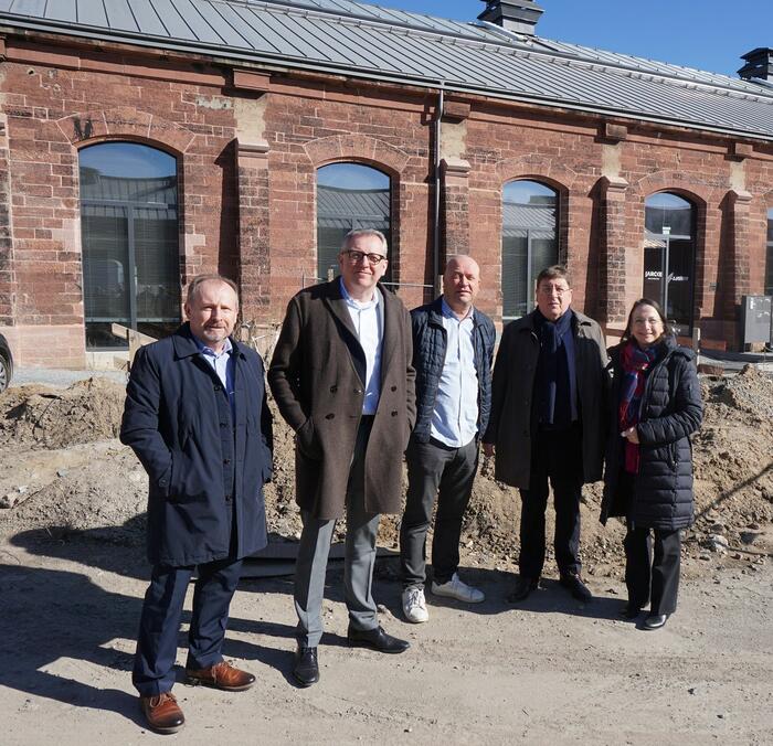 Stadtspitze und Wirtschaftsförderung zu Besuch bei Krücken Organic