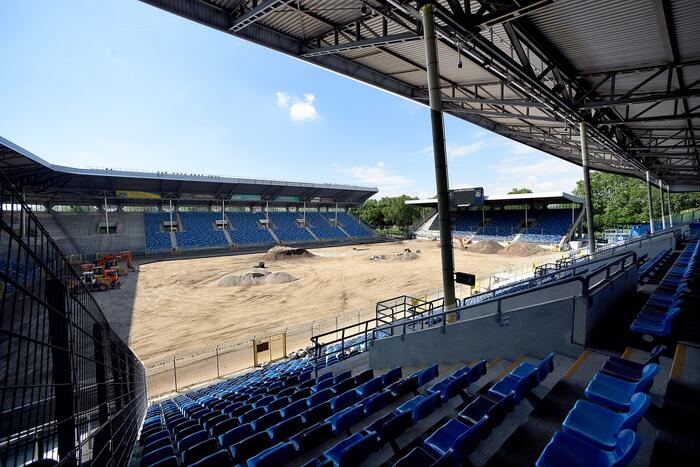 Carl-Benz-Stadion: Baumaßnahmen zur 3. Liga beginnen