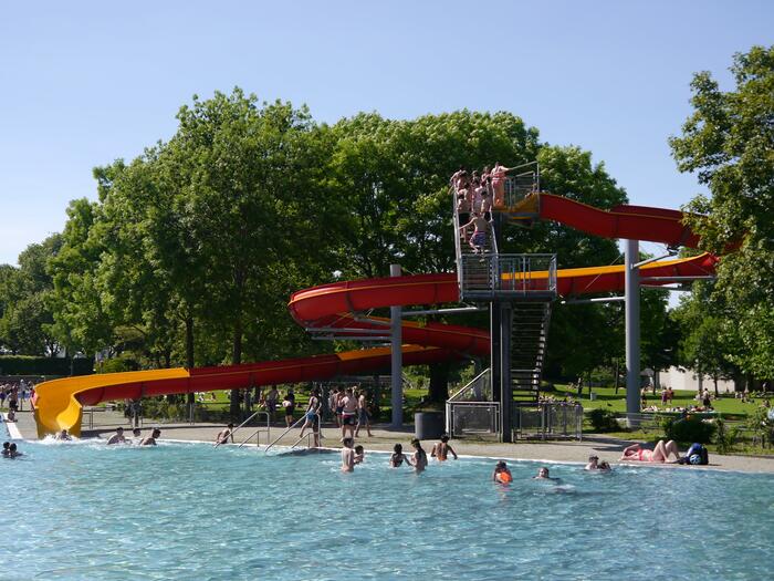 Rutsche im Herzogenriedbad