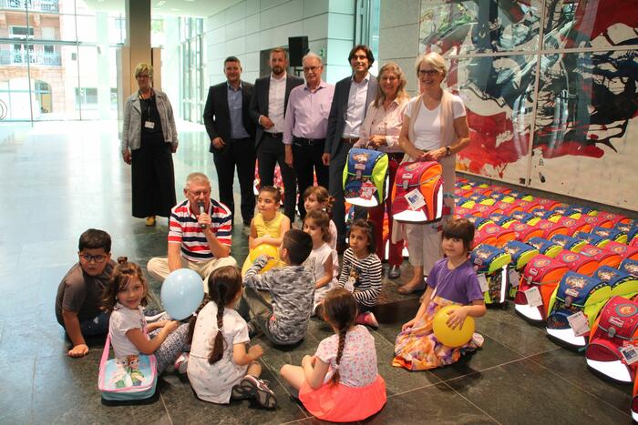 Kiwanis-Schulranzenspende1