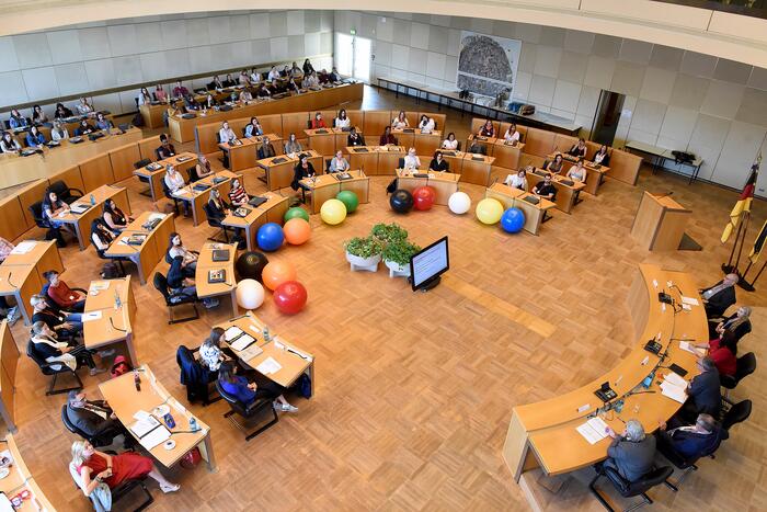 Rund 170 Auszubildende und Studierende beginnen 2019 bei der Stadt Mannheim.