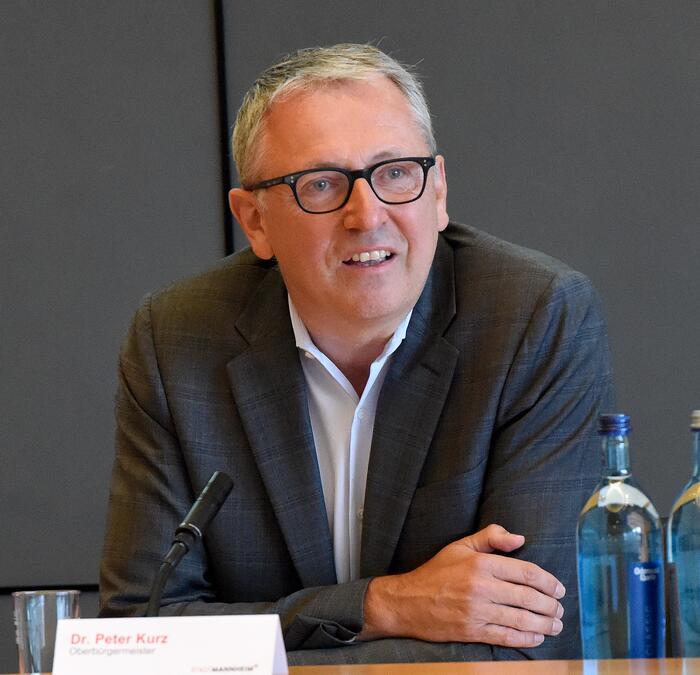 Oberbürgermeister Dr. Peter Kurz begrüßte die neuen Auszubildenden und Studierenden der Stadt Mannheim am 2. September.