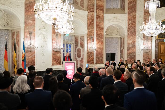 OB Dr. Peter Kurz bei seiner Rede anlässlich des Baden-Württembergisch-Chinesischen Frühlingsfests