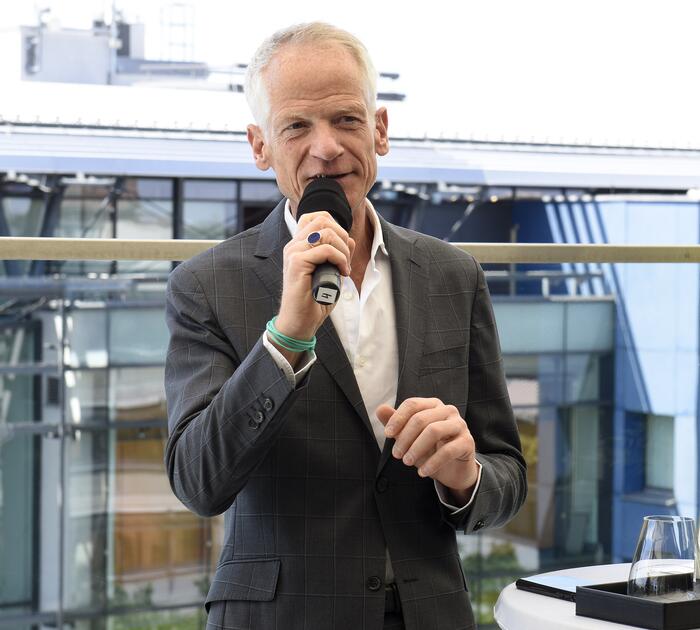 Andreas Hilgenstock, Geschäftsführender Gesellschafter der Engelhorn GmbH & KGaA, bei der Pressekonferenz