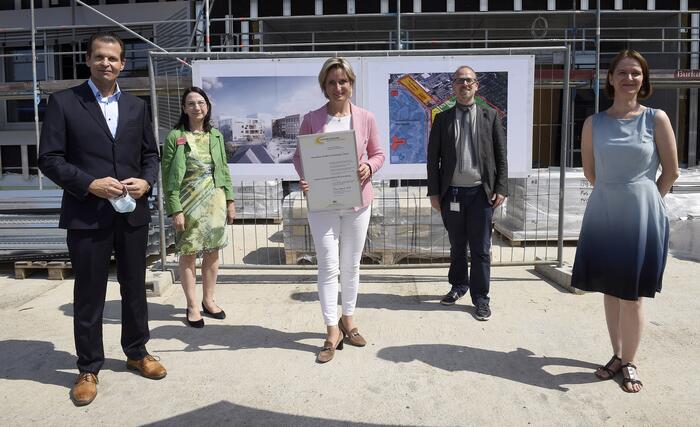 Auszeichnung des Clustermanagements Medizintechnologie Mannheim mit dem Label „Cluster-Exzellenz“ des Wirtschaftsministeriums durch Ministerin Dr. Hoffmeister-Kraut