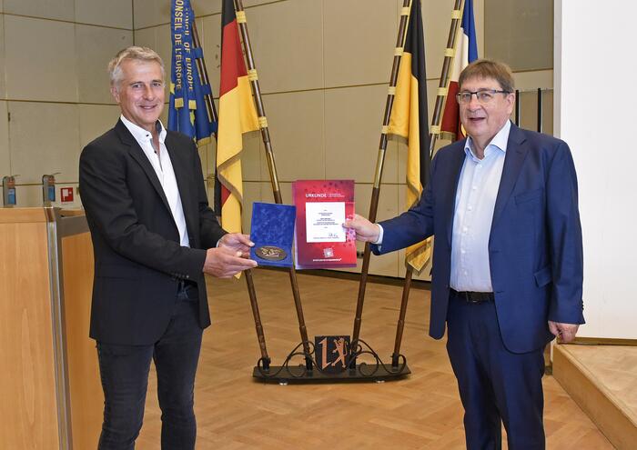 Sportbürgermeister Lothar Quast ehrt Gerald Marzenell