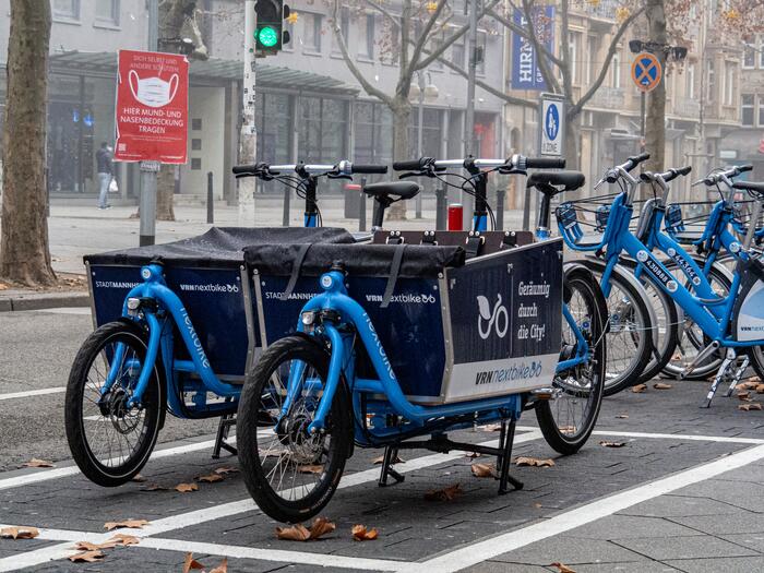 Neue eCargobikes in Mannheim eingeweiht - das VRNnextbike Fahrradvermietsystem wird erweitert.