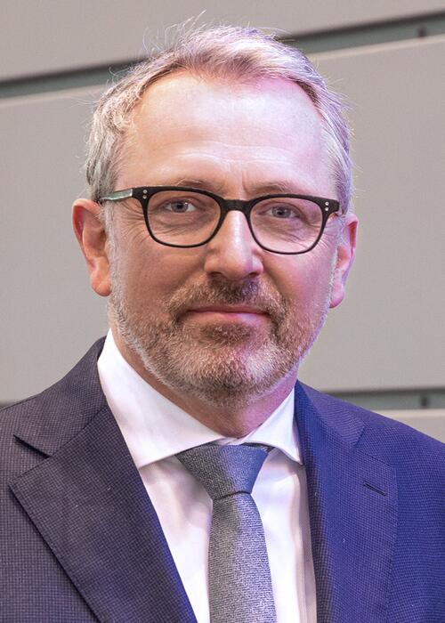 Aktuelles offizielles Bild Oberbürgermeister Dr. Peter Kurz 2021