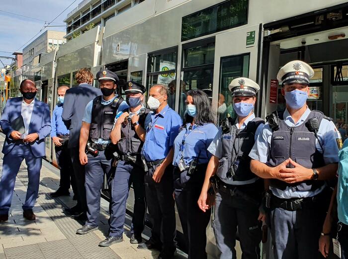 Schwerpunktkontrolle zur Einhaltung der Maskenpflicht im ÖPNV