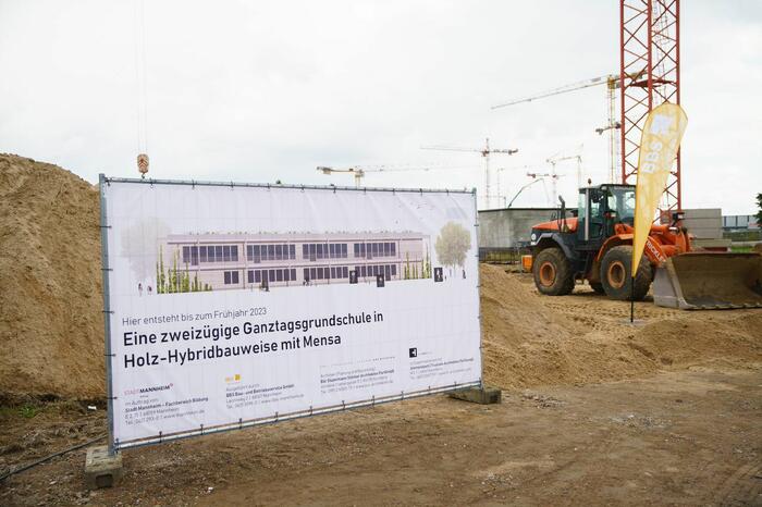 Spatenstich-Spinelli-Grundschule2