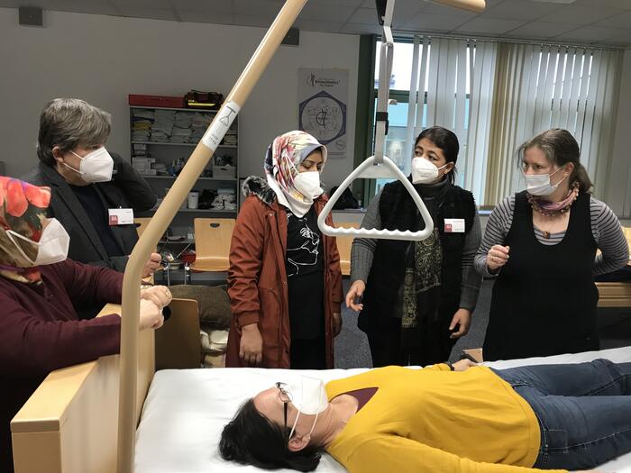 Weiterbildungsmaßnahme für 14 türkische Ausbilderinnen der Alten- und Kinderpflege aus Kilis