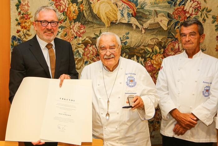 Verleihung der Bürgermedaille an Bert Schreiber
