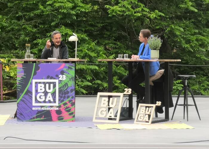 Navid Kermani mit Sandra Kegel